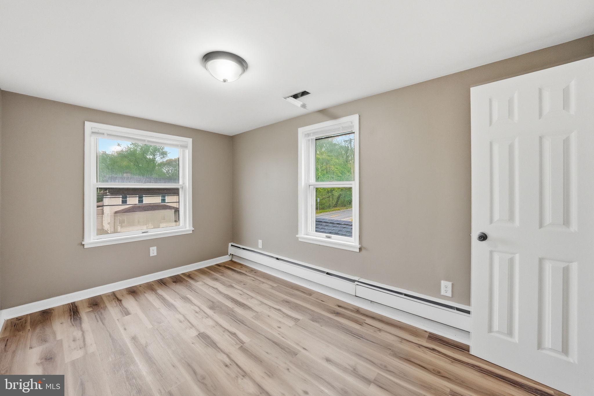 755 Main Street Sewell, NJ 08080 - Photo 36 of 43
