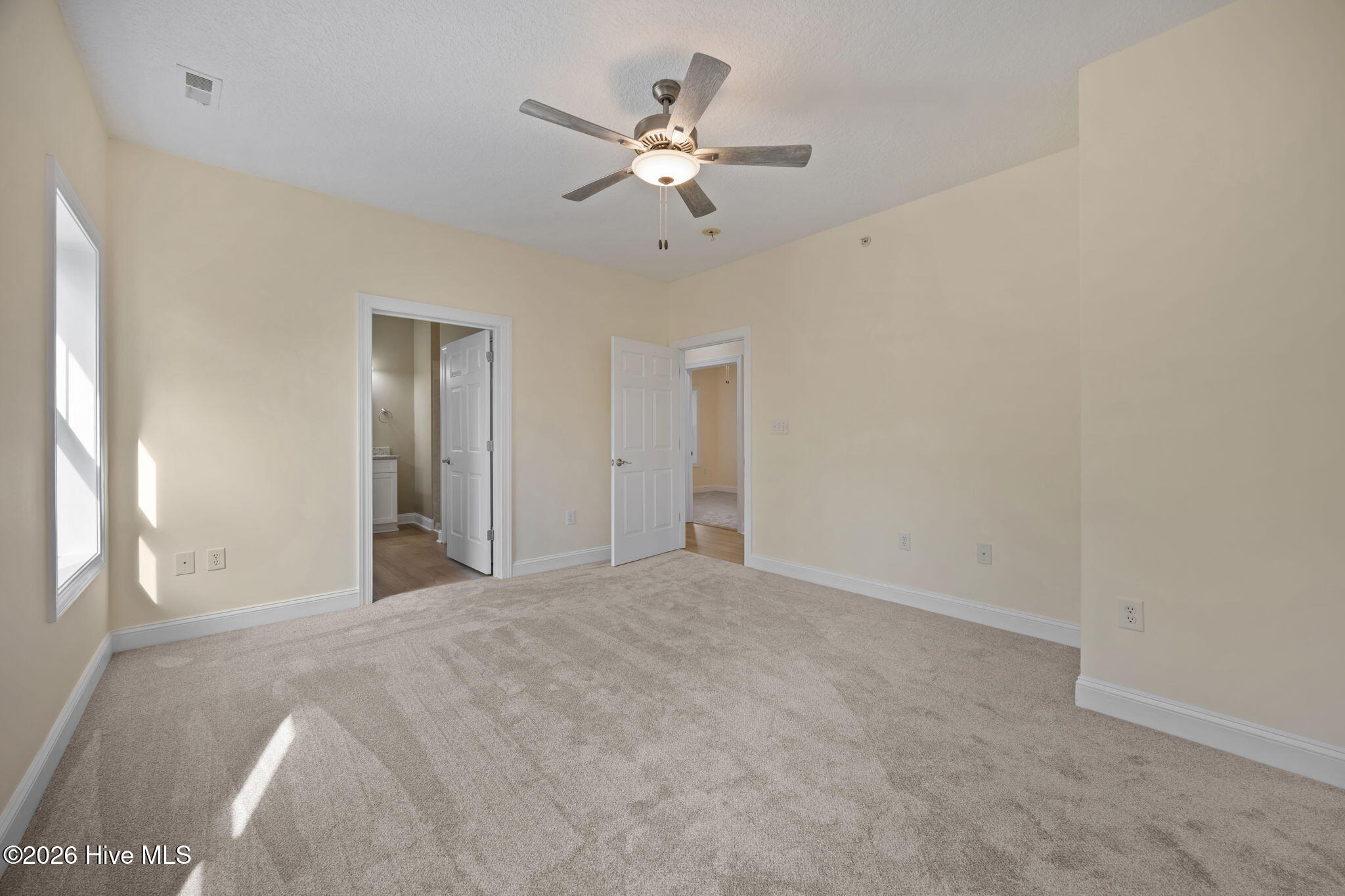 200 Lighthouse Lane, Unit B3 Cedar Point, NC 28584 - Photo 19 of 36 27-web-or-mls-IMG_2500