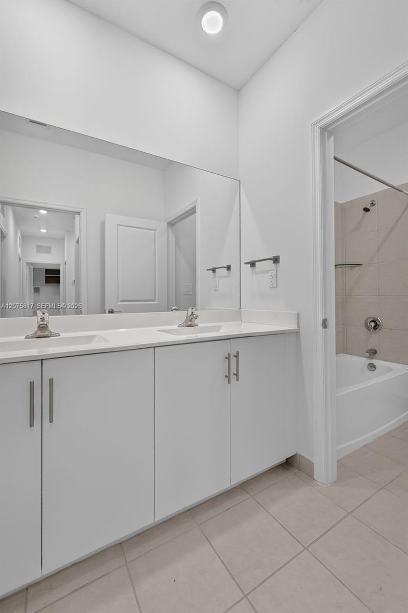 11942 Southwest 239th Street Homestead, FL 33032 - Photo 31 of 39 Gallery Image 31