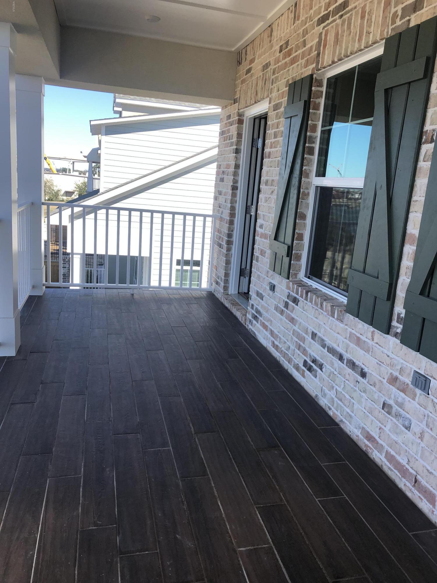 3026 Dock Street Pascagoula, MS 39567 - Photo 5 of 25 balcony 2