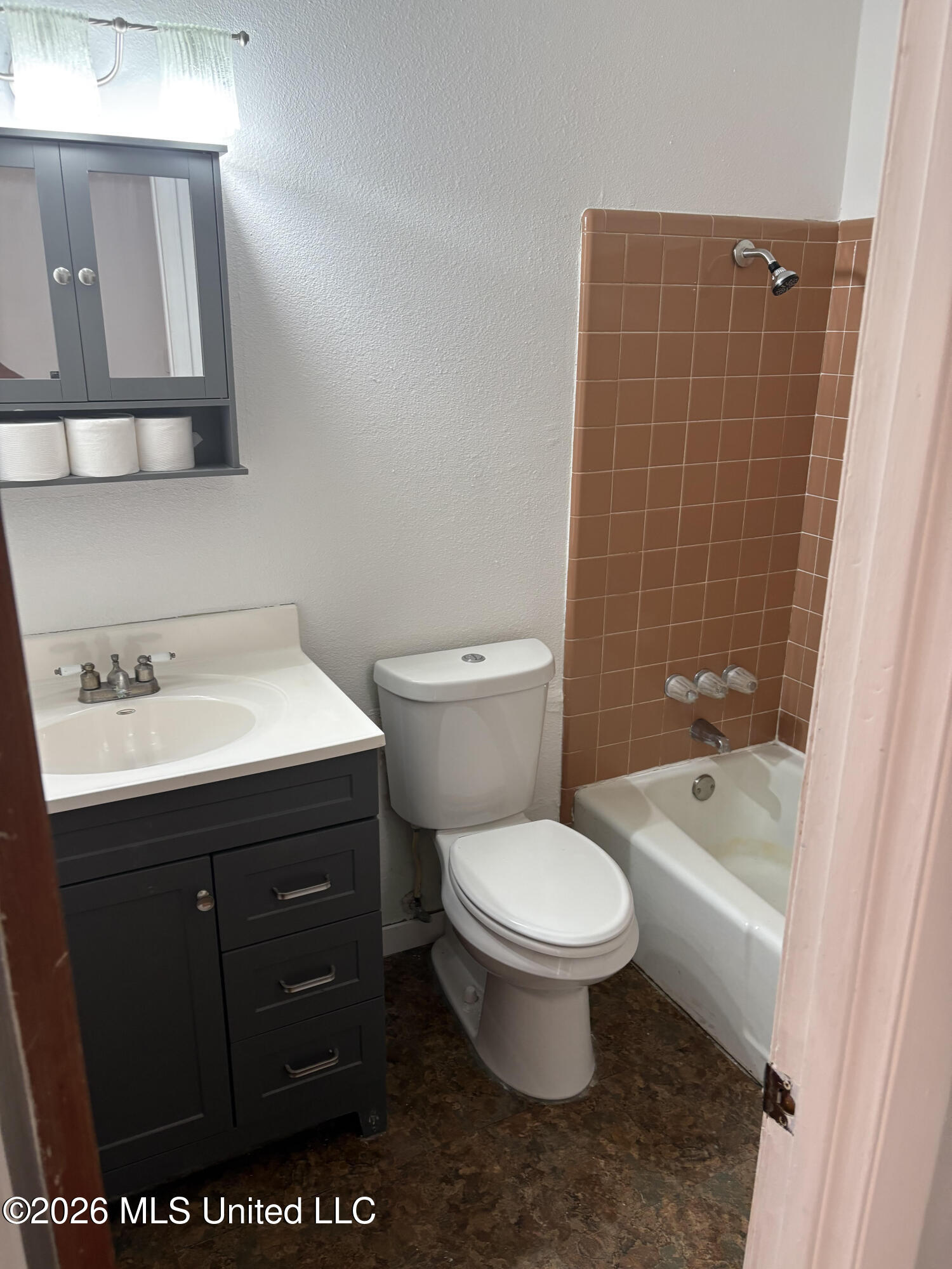 4305 Knowles Avenue Moss Point, MS 39562 - Photo 5 of 7 k7