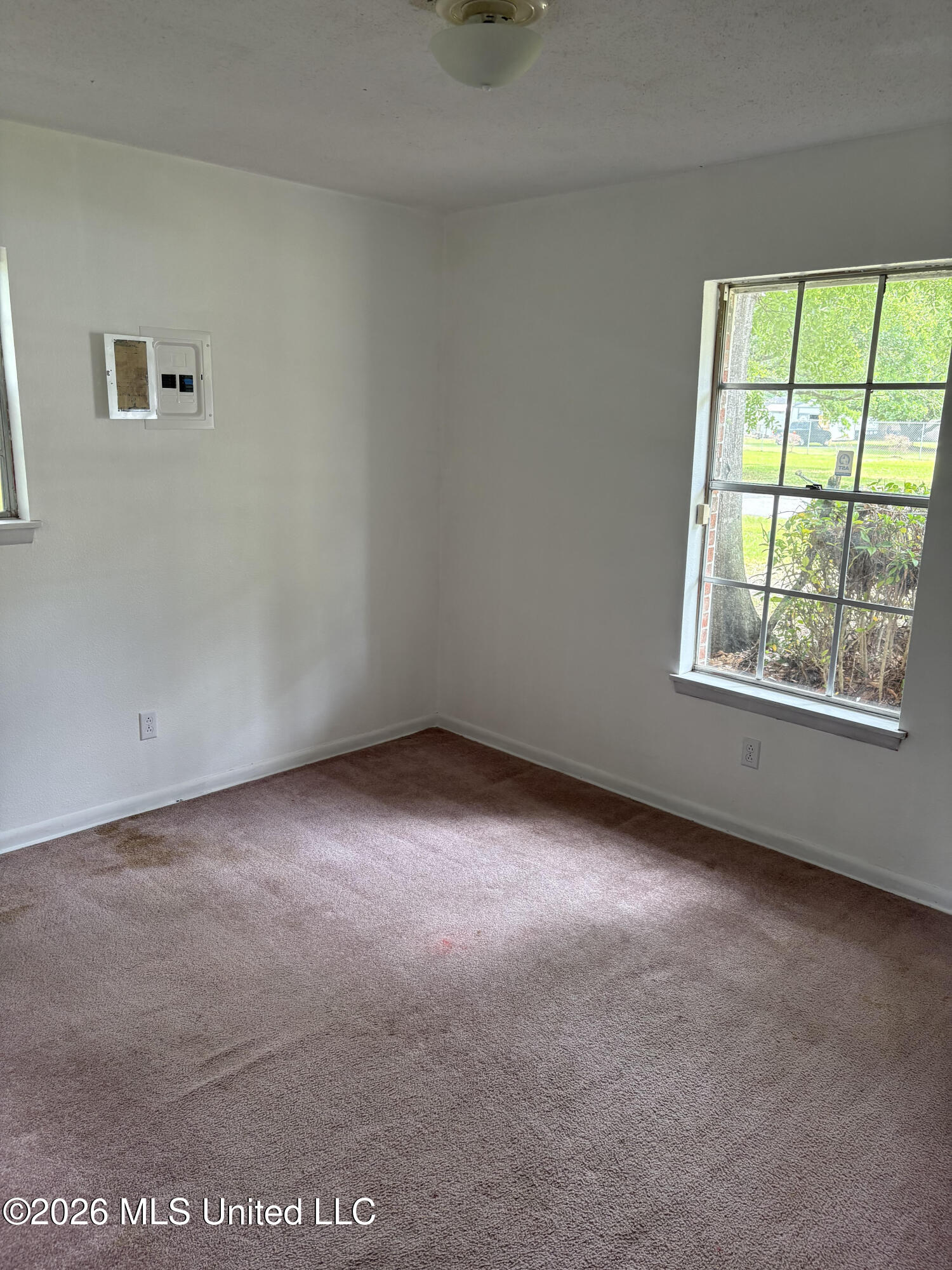 4305 Knowles Avenue Moss Point, MS 39562 - Photo 6 of 7 k5