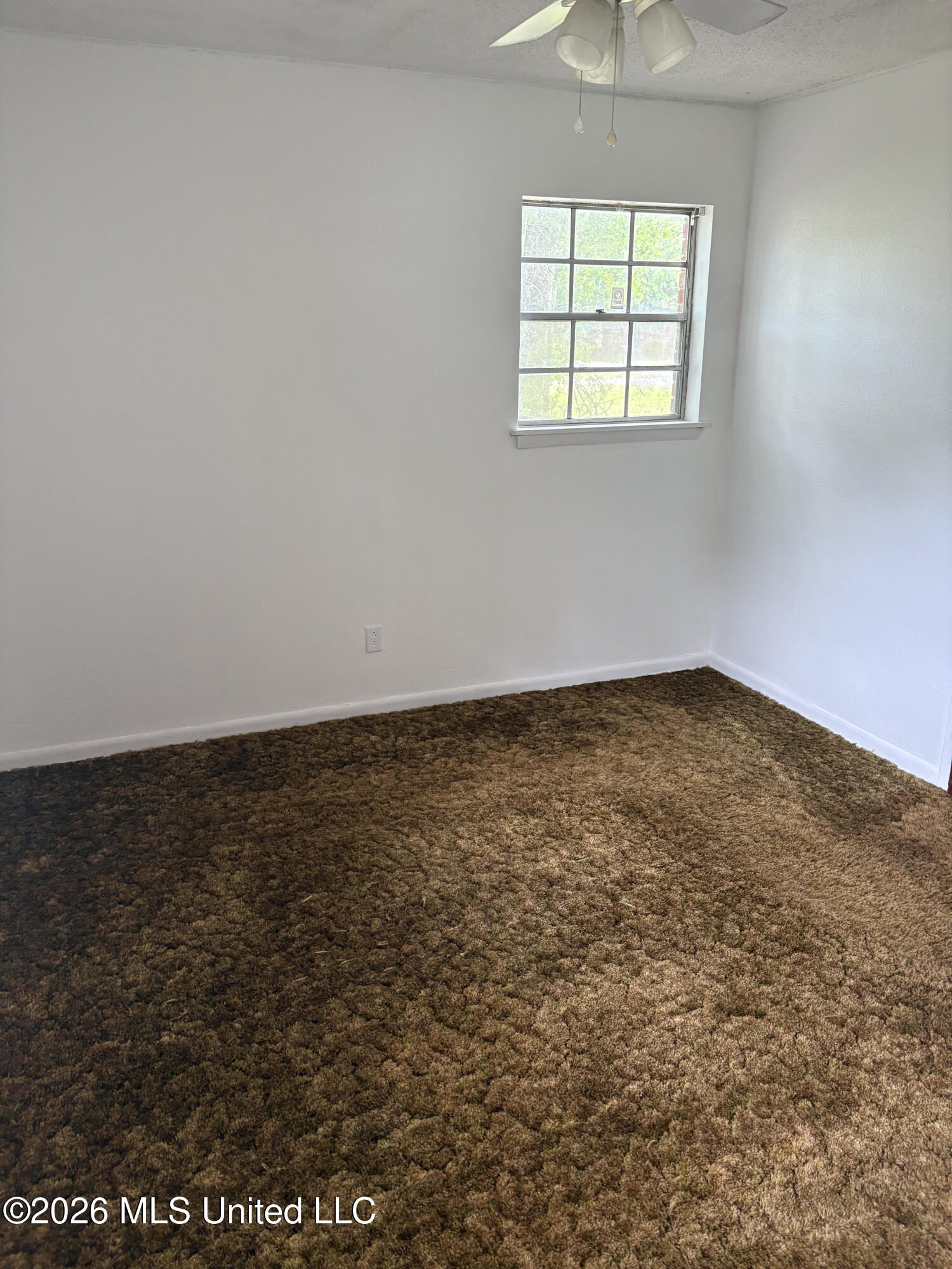 4305 Knowles Avenue Moss Point, MS 39562 - Photo 7 of 7 k6