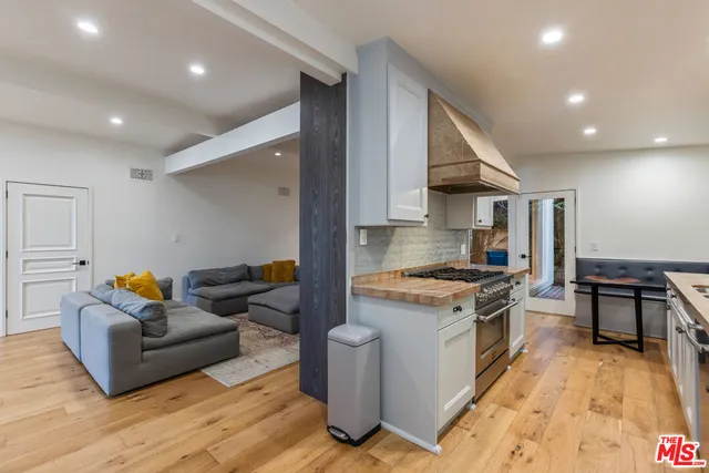 $9,500 | 7473 Mulholland Drive, Los Angeles, CA 90046