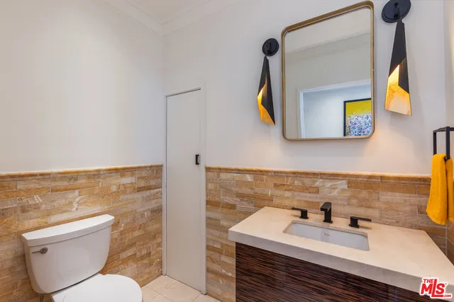 $9,500 | 7473 Mulholland Drive, Los Angeles, CA 90046