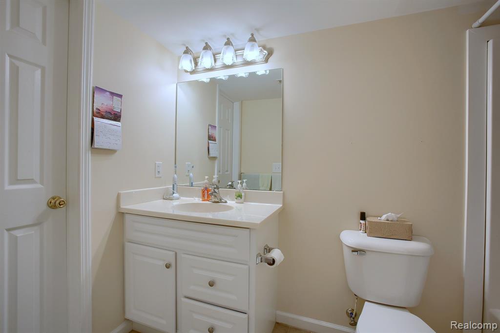 1655 Riverside Drive, Unit 7 Rochester Hills, MI 48309 - Photo 18 of 23