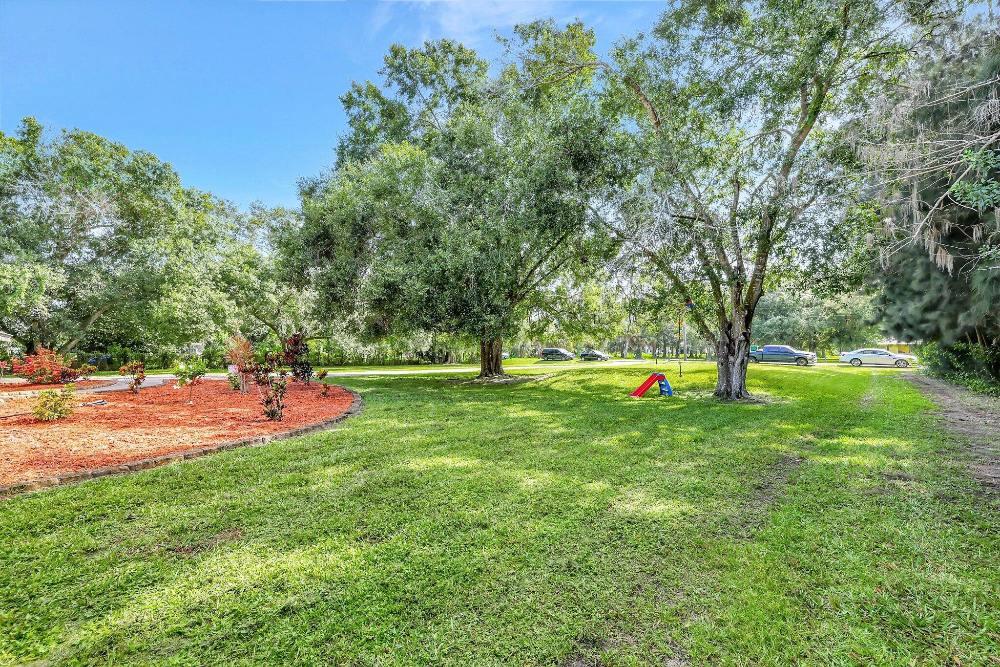 5191 Northwest Dunn Road Fort Pierce, FL 34981 - Photo 11 of 70 6-web-or-mls-632A9504