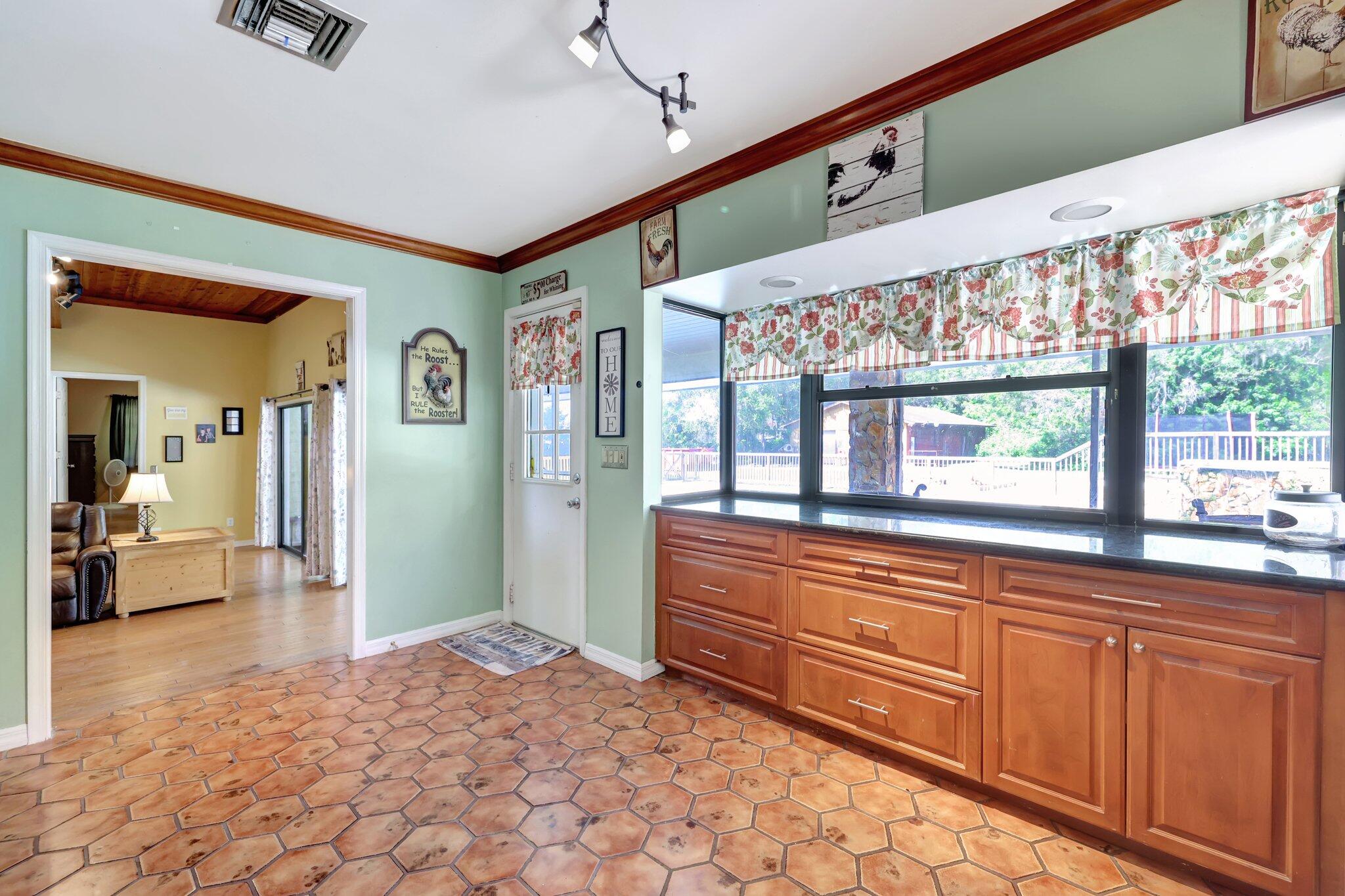 5191 Northwest Dunn Road Fort Pierce, FL 34981 - Photo 21 of 70 26-web-or-mls-632A9604