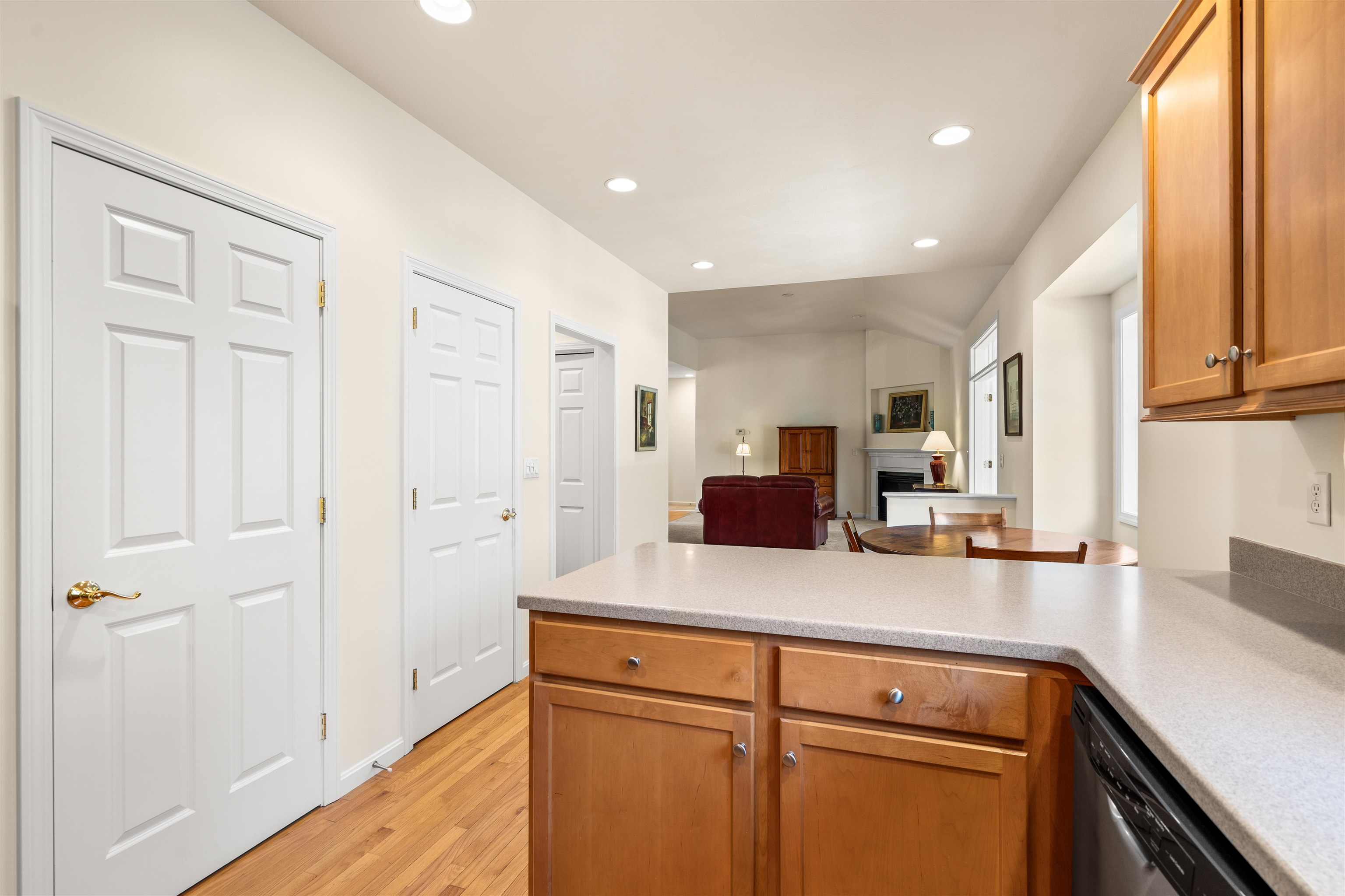 5 Tarleton Lane Amherst, NH 03031 - Photo 7 of 39 Gallery Image 7