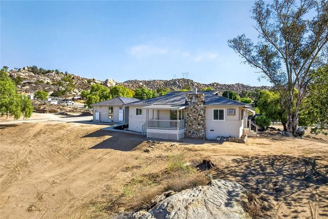 $800,000 | 23560 Gunther Road, Menifee, CA 92585
