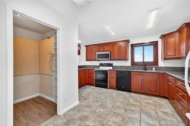 $800,000 | 23560 Gunther Road, Menifee, CA 92585