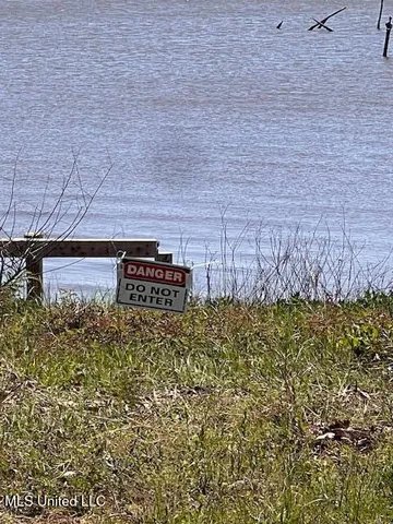 $319,000 | 5701 Belle Fontaine Drive, Ocean Springs, MS 39564