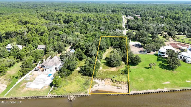 $319,000 | 5701 Belle Fontaine Drive, Ocean Springs, MS 39564