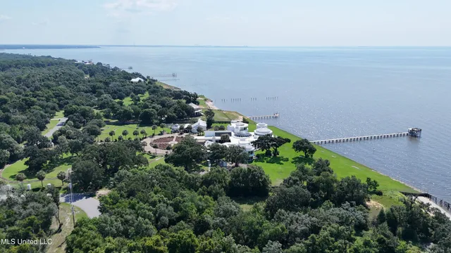 $319,000 | 5701 Belle Fontaine Drive, Ocean Springs, MS 39564