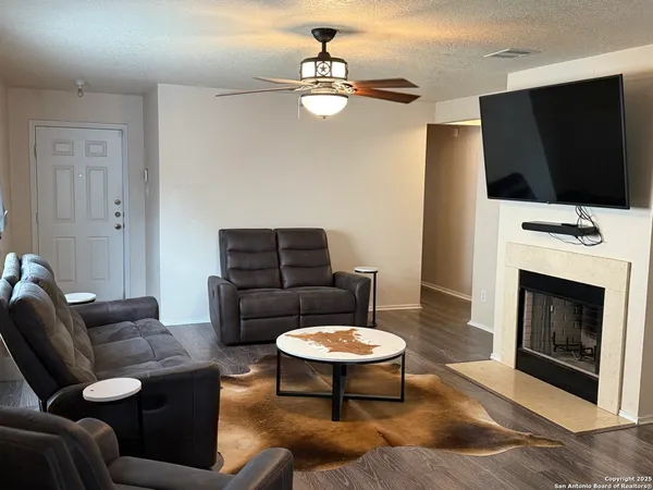 $1,500 | 7430 Banister Pass, San Antonio, TX 78254