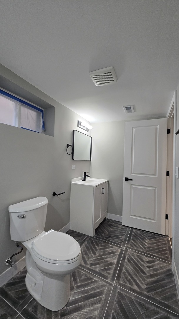 237 West 117th Street Chicago, IL 60628 - Photo 22 of 29