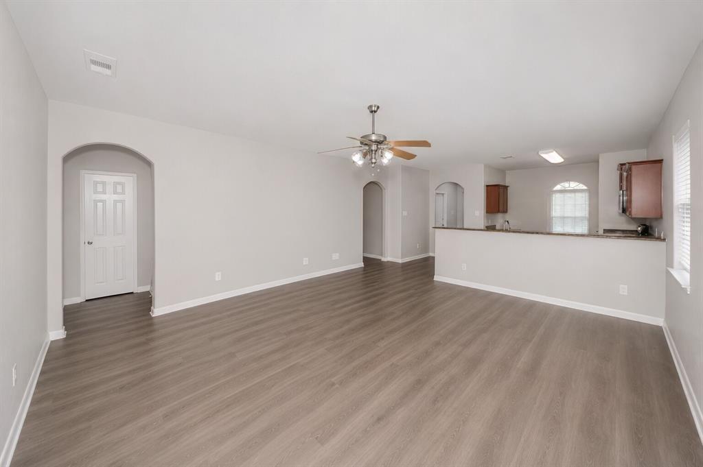 12645 Forest Lawn Road Rhome, TX 76078 - Photo 9 of 37