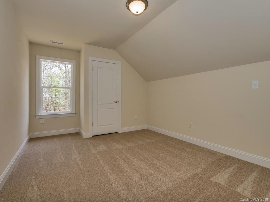 4953 Lakeview Road Charlotte, NC 28216 - Photo 22 of 25 Gallery Image 22