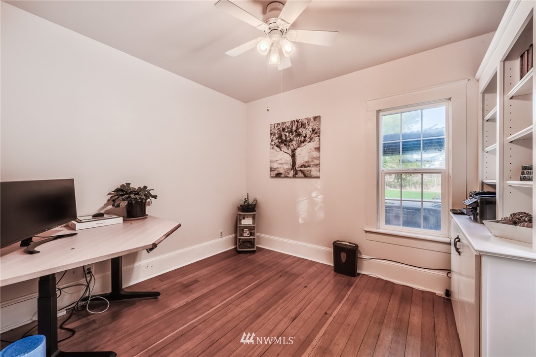19539 Cook Road Burlington, WA 98233 - Photo 18 of 25 Gallery Image 18