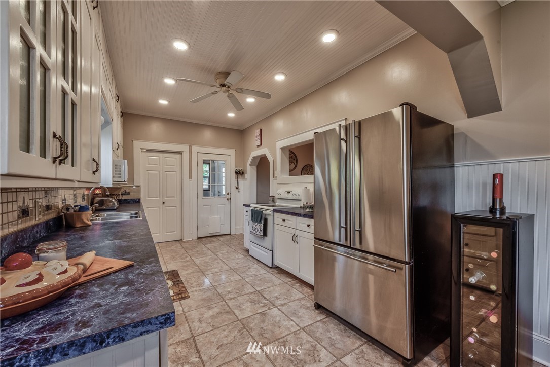 19539 Cook Road Burlington, WA 98233 - Photo 10 of 25 Gallery Image 10