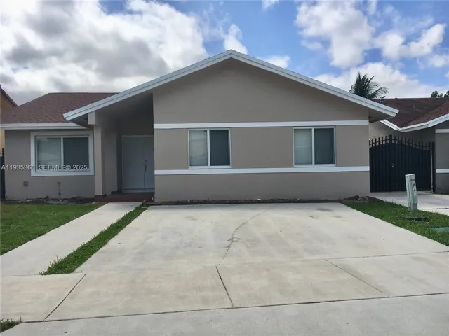 $3,200 | 14322 Southwest 101st Street, Miami, FL 33186