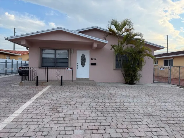 $2,800 | 4864 Northwest 4th Terrace, Unit 4864, Miami, FL 33126