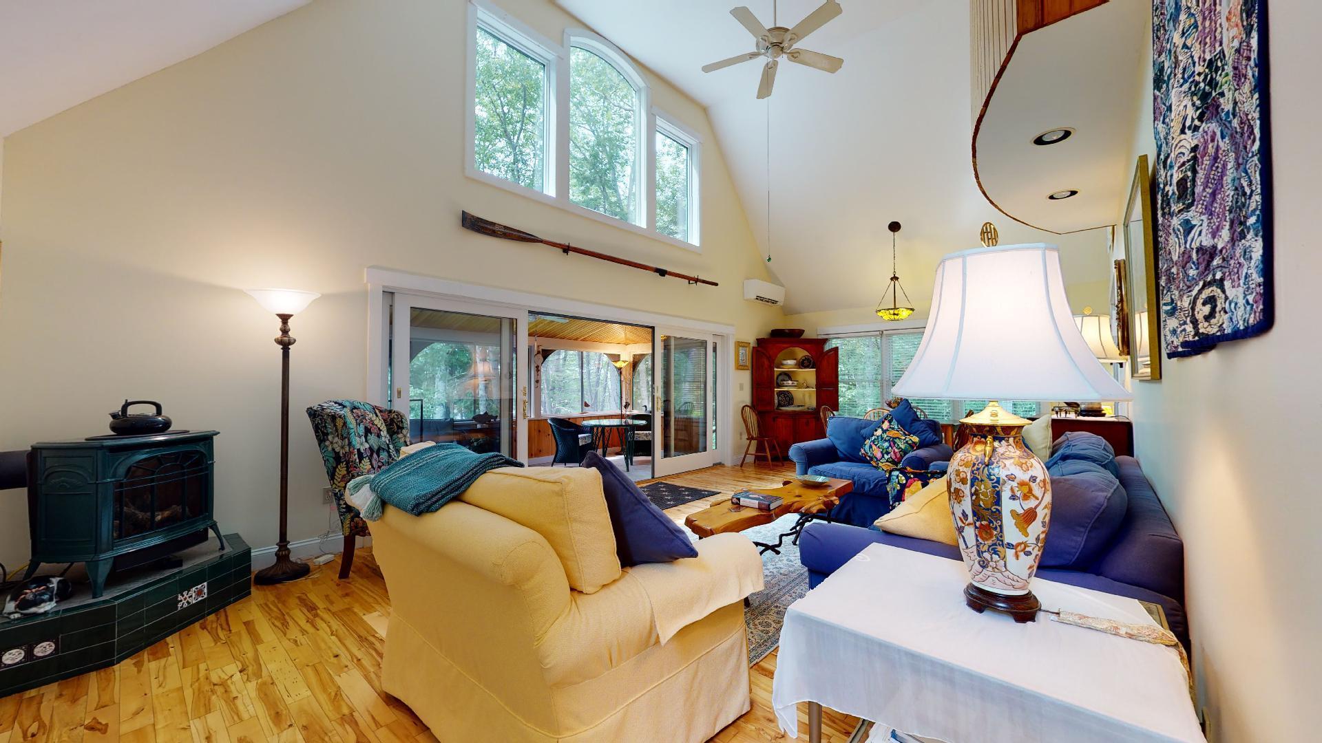 28 Beaver Run Way Boothbay, ME 04537 - Photo 13 of 90 Living Room