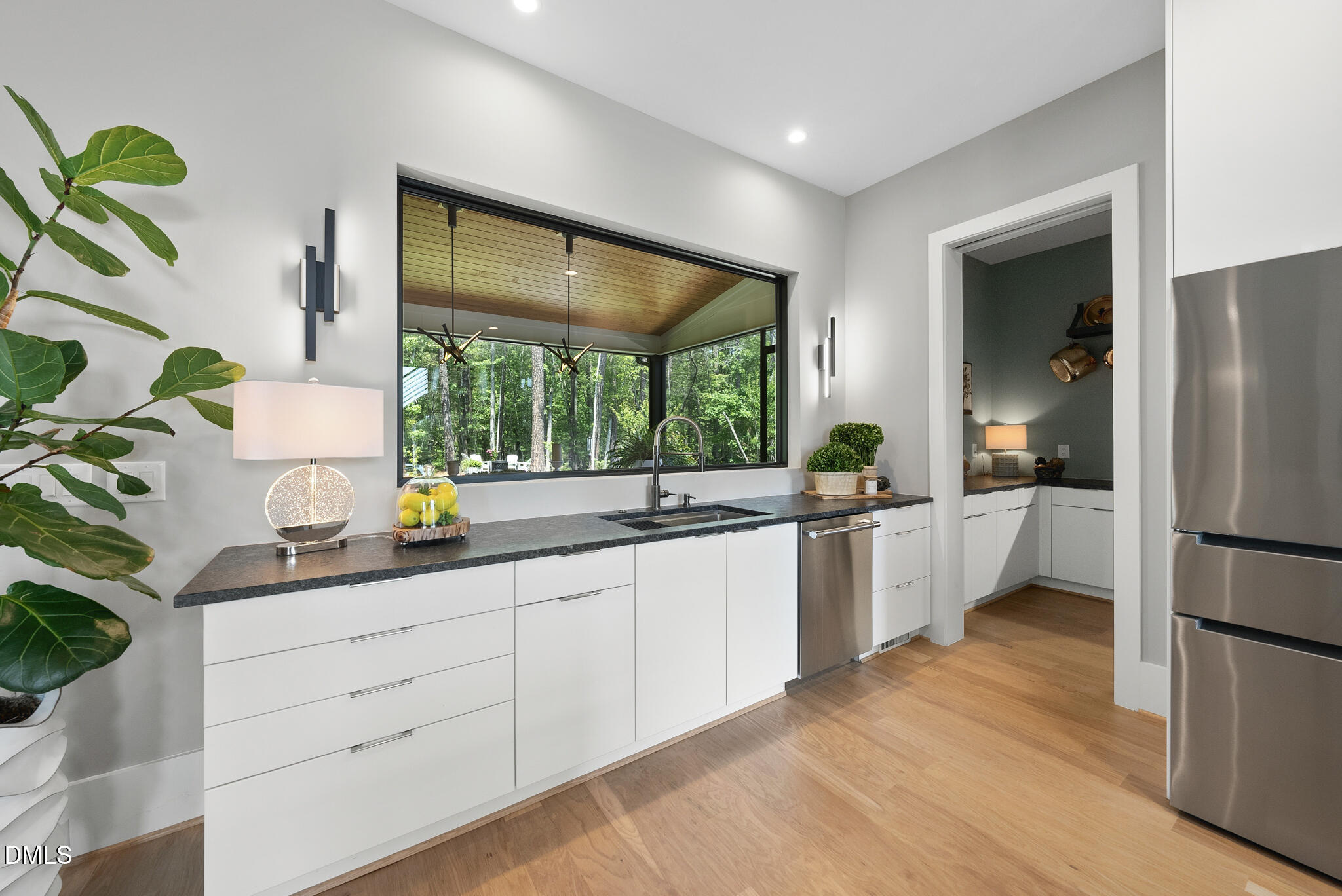 1329 Montvale Ridge Drive Cary, NC 27519 - Photo 15 of 47 Kitchen