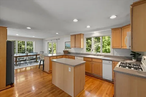 $1,175,000 | 8 Trudys Lane, Scituate, MA 02066