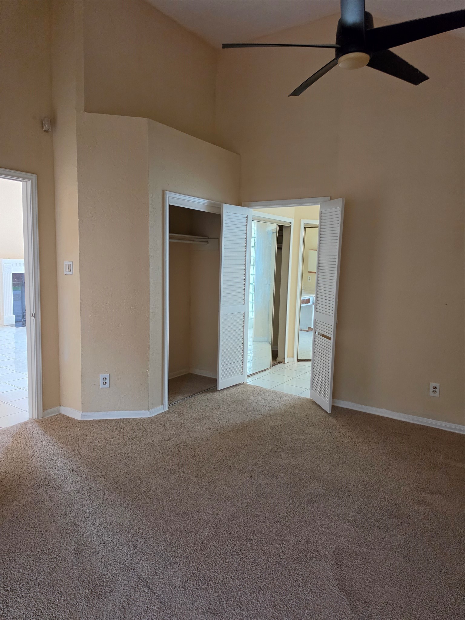 10122 Reedwood Lane Houston, TX 77036 - Photo 12 of 21 Gallery Image 12