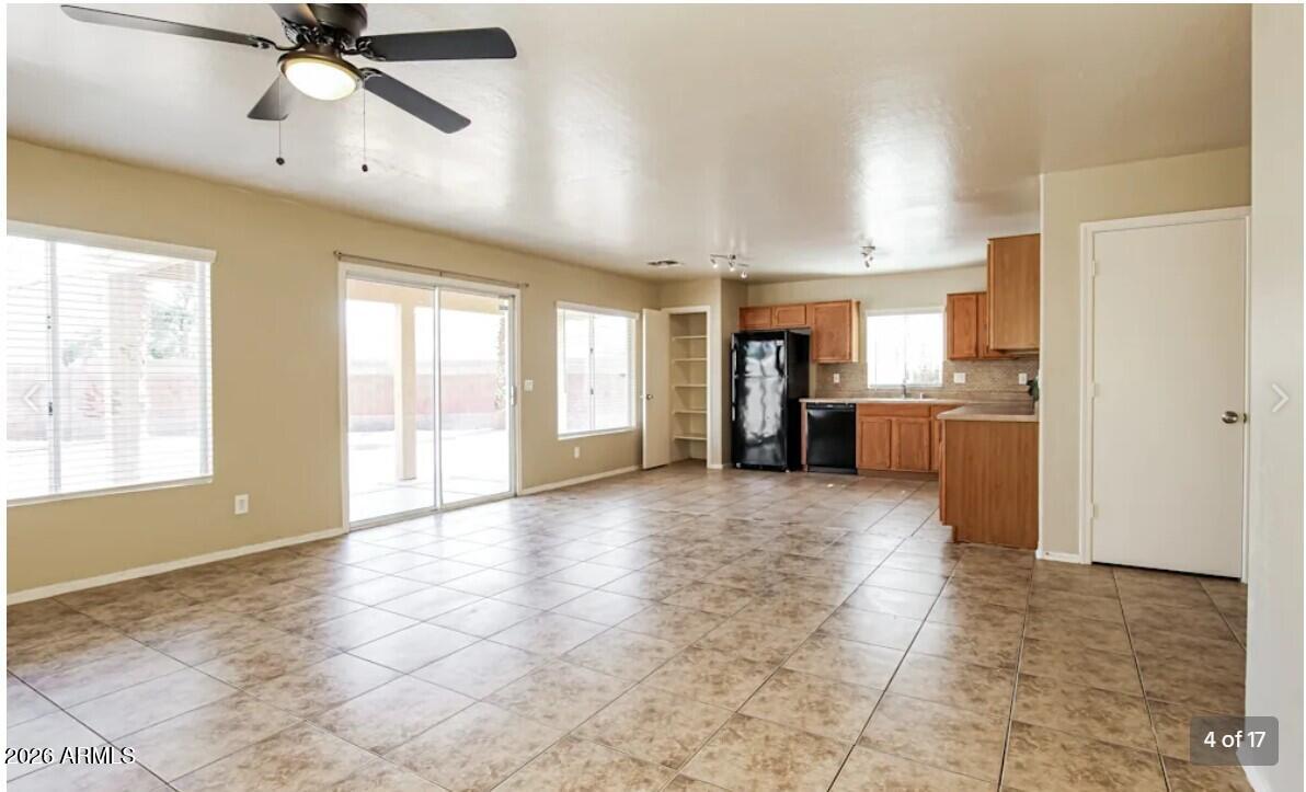 11976 West Granada Road Avondale, AZ 85392 - Photo 4 of 17 4