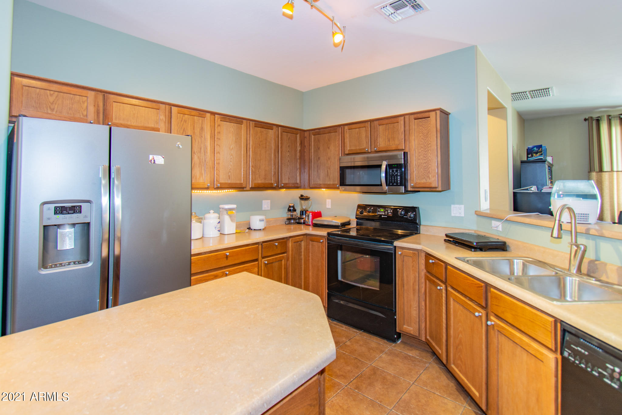 15322 West Boca Raton Road Surprise, AZ 85379 - Photo 4 of 23 _ADS3756