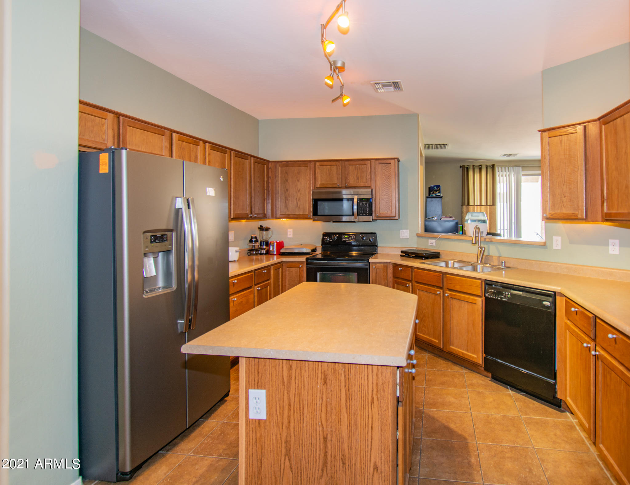 15322 West Boca Raton Road Surprise, AZ 85379 - Photo 5 of 23 _ADS3753