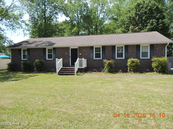 $1,675 | 1403 Clifton Road, Jacksonville, NC 28540