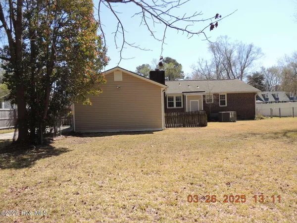 $1,675 | 1403 Clifton Road, Jacksonville, NC 28540