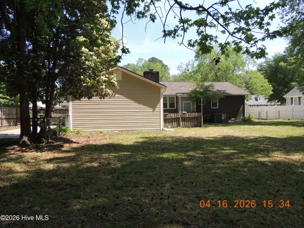 $1,675 | 1403 Clifton Road, Jacksonville, NC 28540