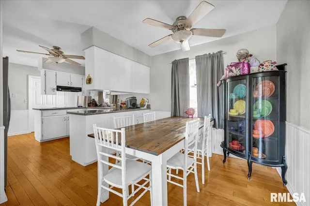 $205,000 | 2109 Glenview Drive, Pekin, IL 61554