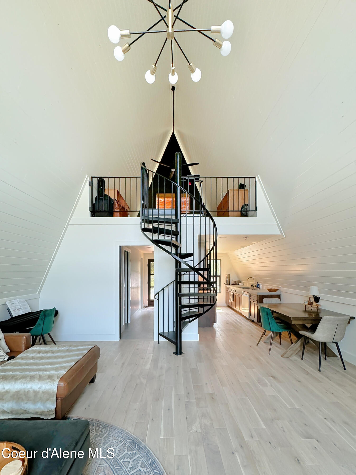 2151 Highland Flts Road Naples, ID 83847 - Photo 21 of 33 7d027353-f16f-45d9-b458-5bb79a471eed