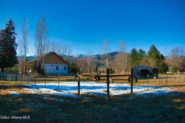 $1,298,000 | 2151 Highland Flts Road, Naples, ID 83847