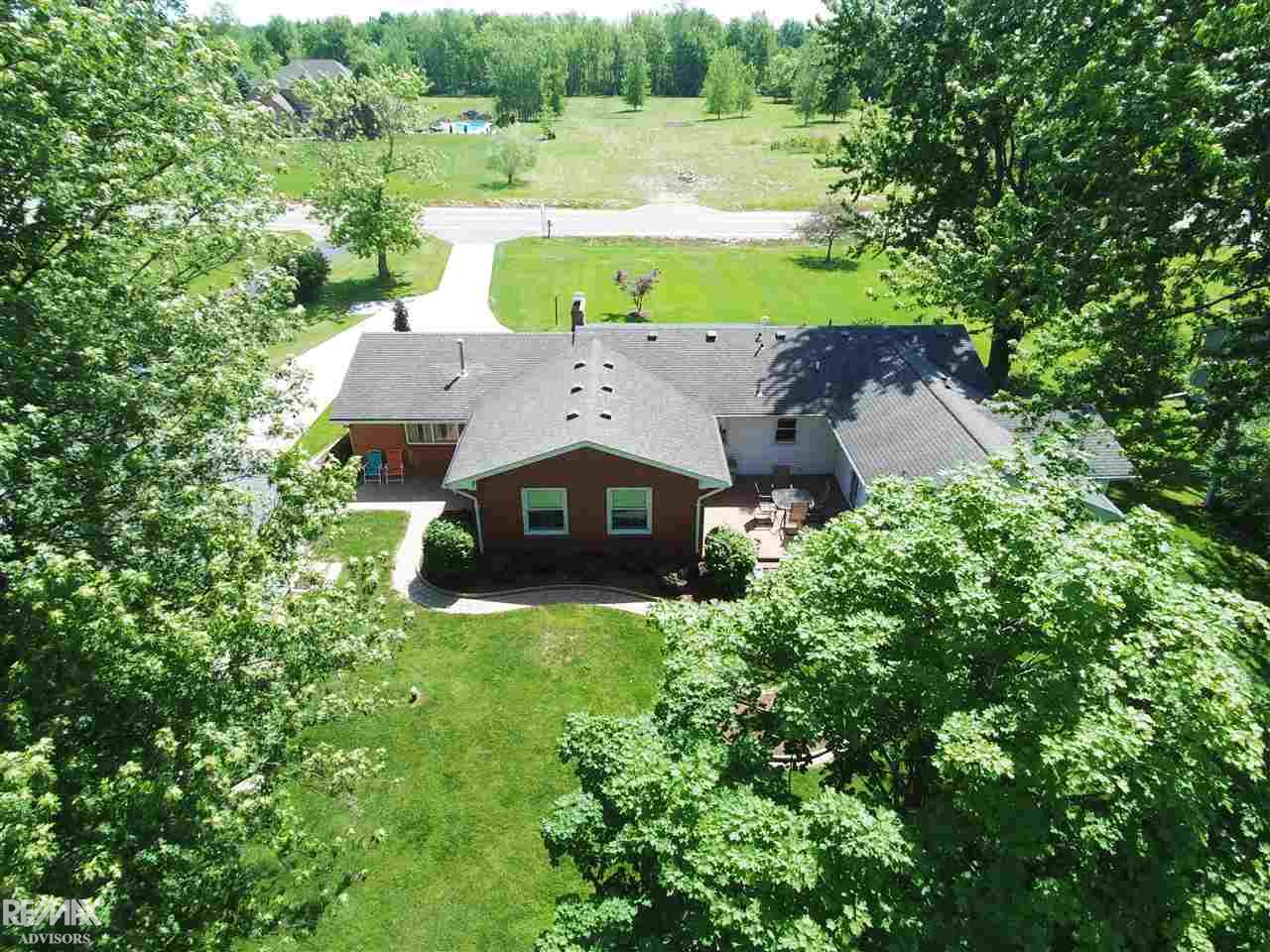 56205 Omo Road Macomb, MI 48042 - Photo 53 of 60 50014305-52.JPG