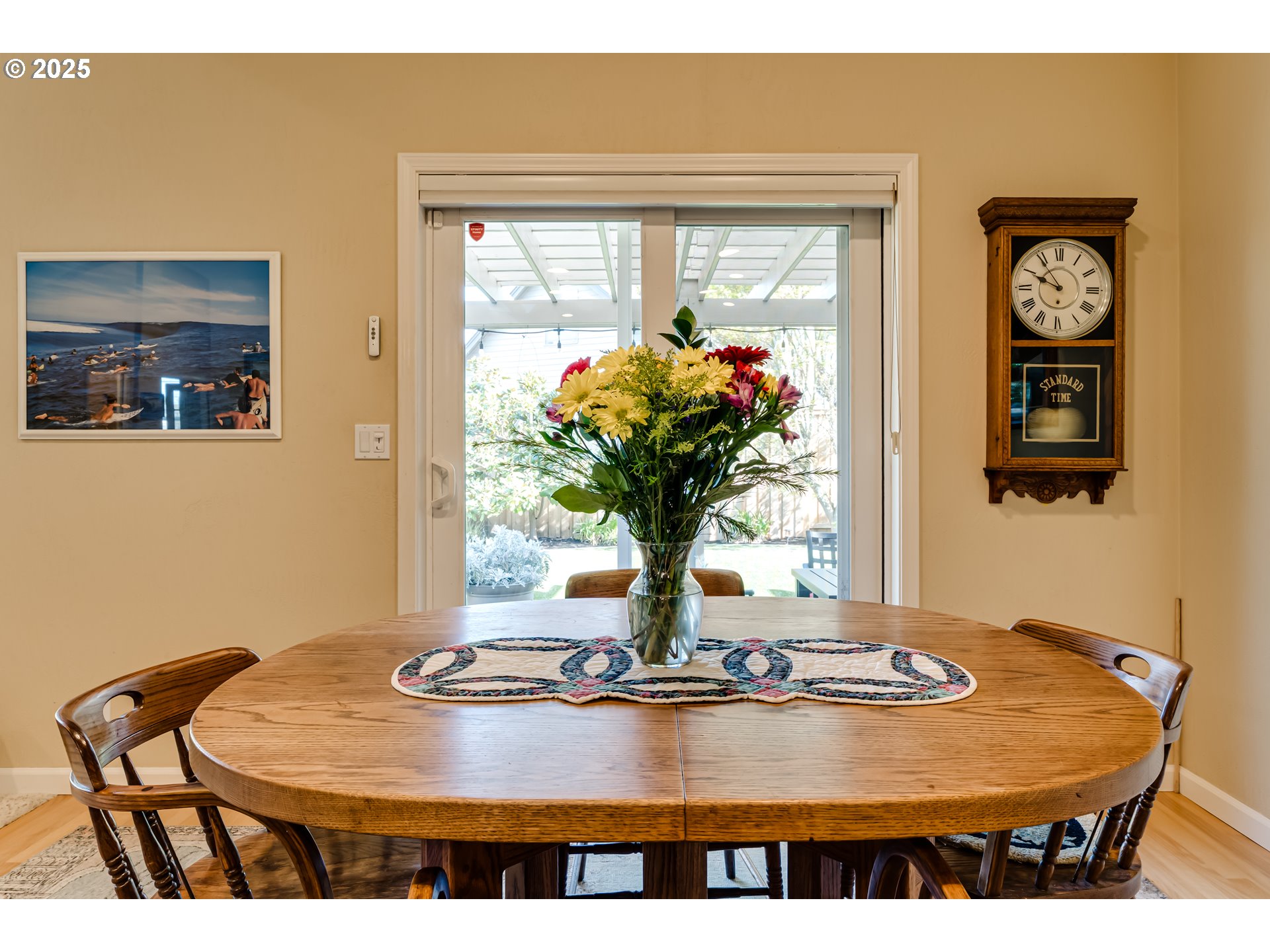 3351 Cape Hatteras Drive Eugene, OR 97408 - Photo 20 of 47 a view of a dining room with furniture