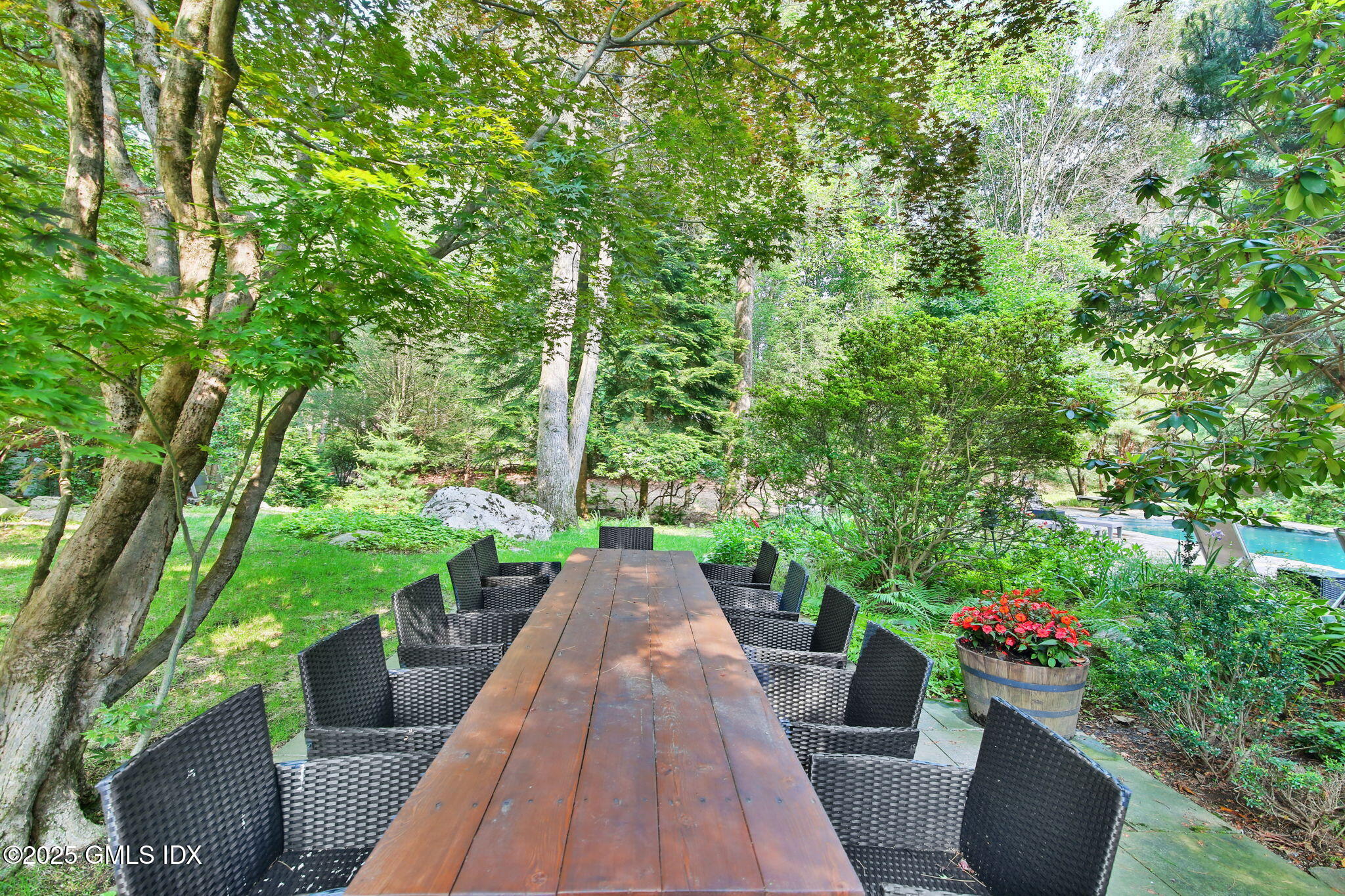 21 Hycliff Road Greenwich, CT 06831 - Photo 21 of 25 an outdoor view having patio
