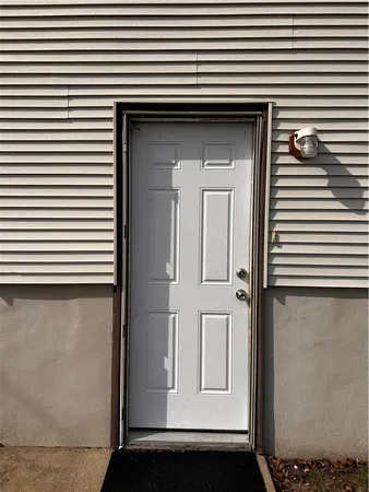 $1,950 | 24 Lewis Street, Unit 2, North Providence, RI 02904