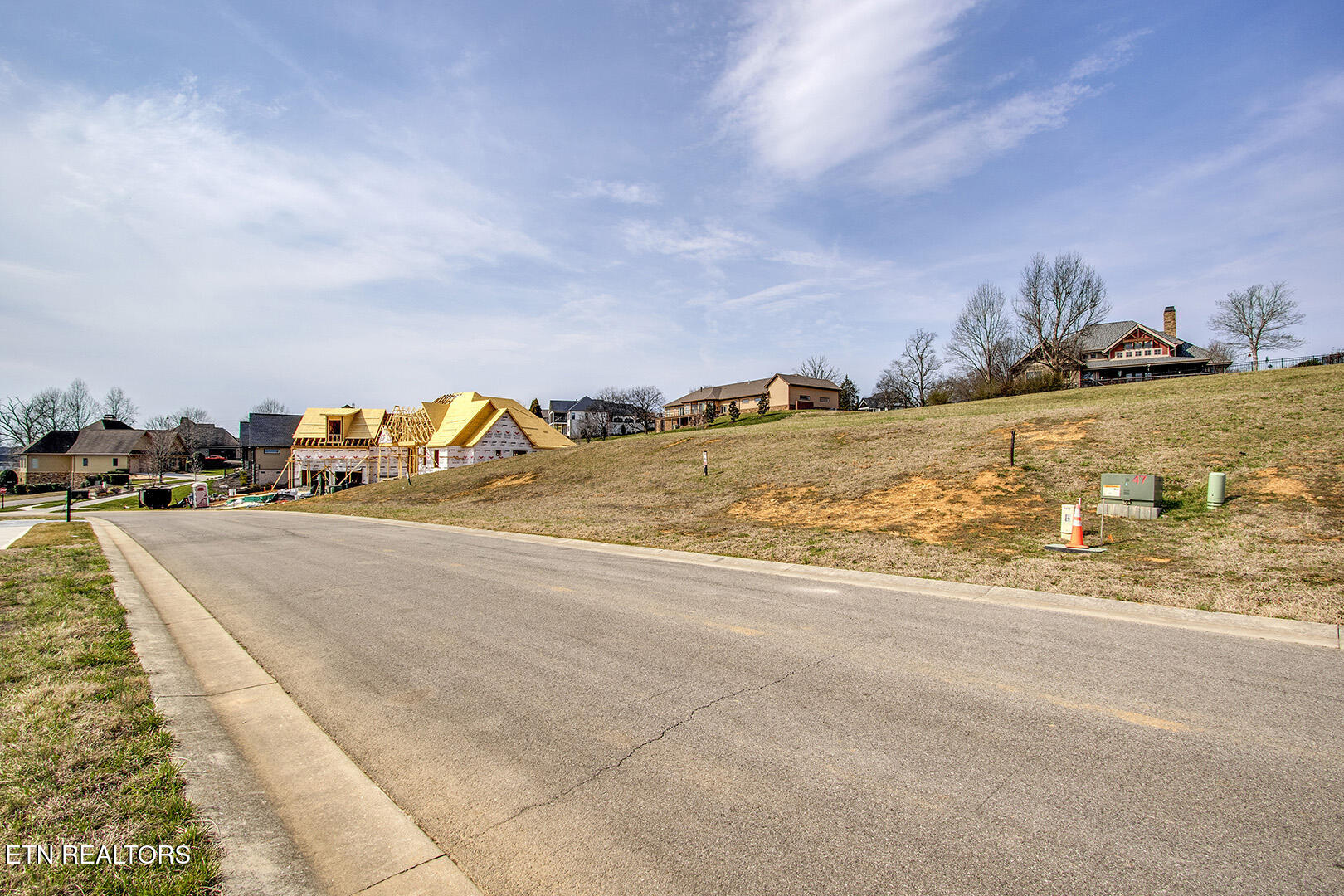 419 Hawks Bend Loudon, TN 37774 - Photo 12 of 47 06_HawksBend_419_Street_SW