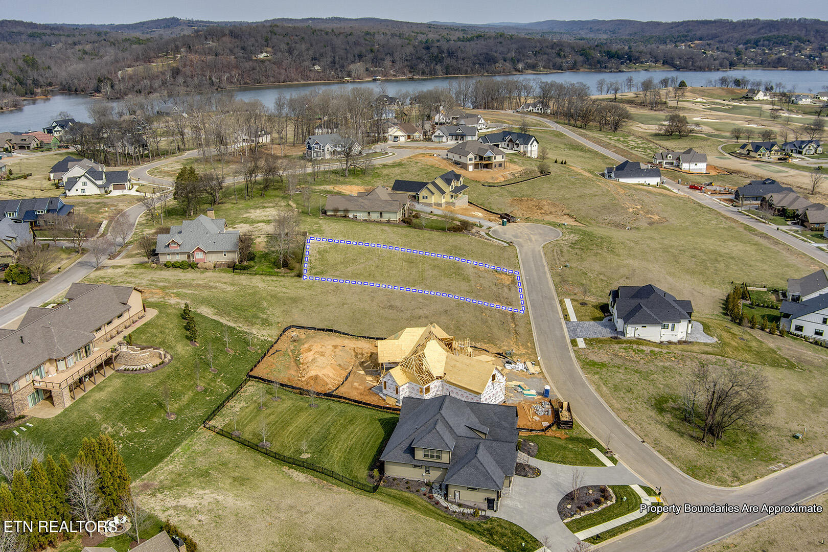 419 Hawks Bend Loudon, TN 37774 - Photo 3 of 47 23_HawksBend_419_Birdseye_NE
