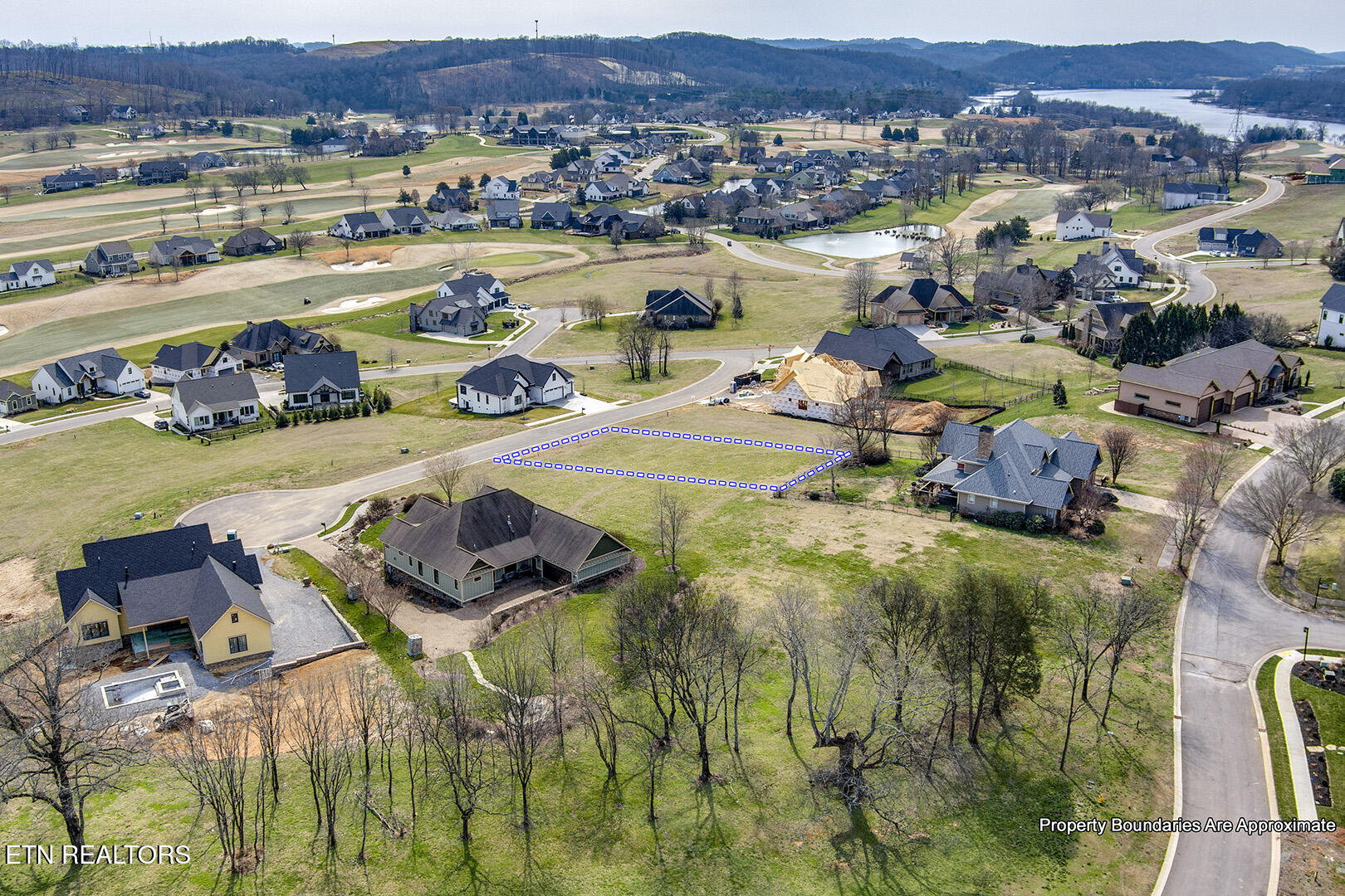 419 Hawks Bend Loudon, TN 37774 - Photo 5 of 47 20_HawksBend_419_Birdseye_S-SW