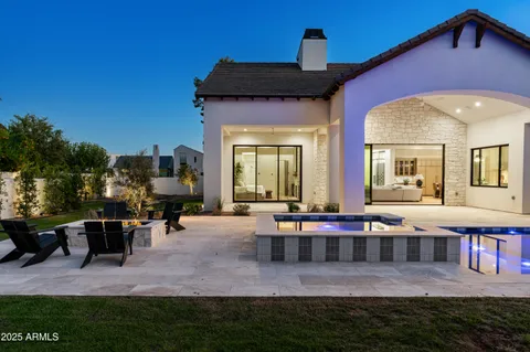 $6,450,000 | 6302 East Calle Del Norte, Scottsdale, AZ 85251