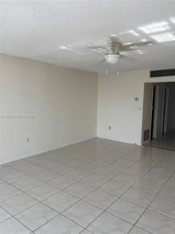 $1,350 | 1470 Northeast 125th Terrace, Unit 705, North Miami, FL 33161