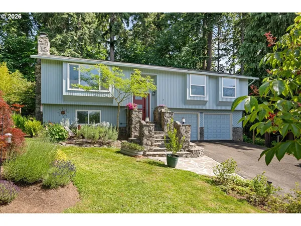 $700,000 | 15931 Southeast Heidi Lane, Damascus, OR 97089