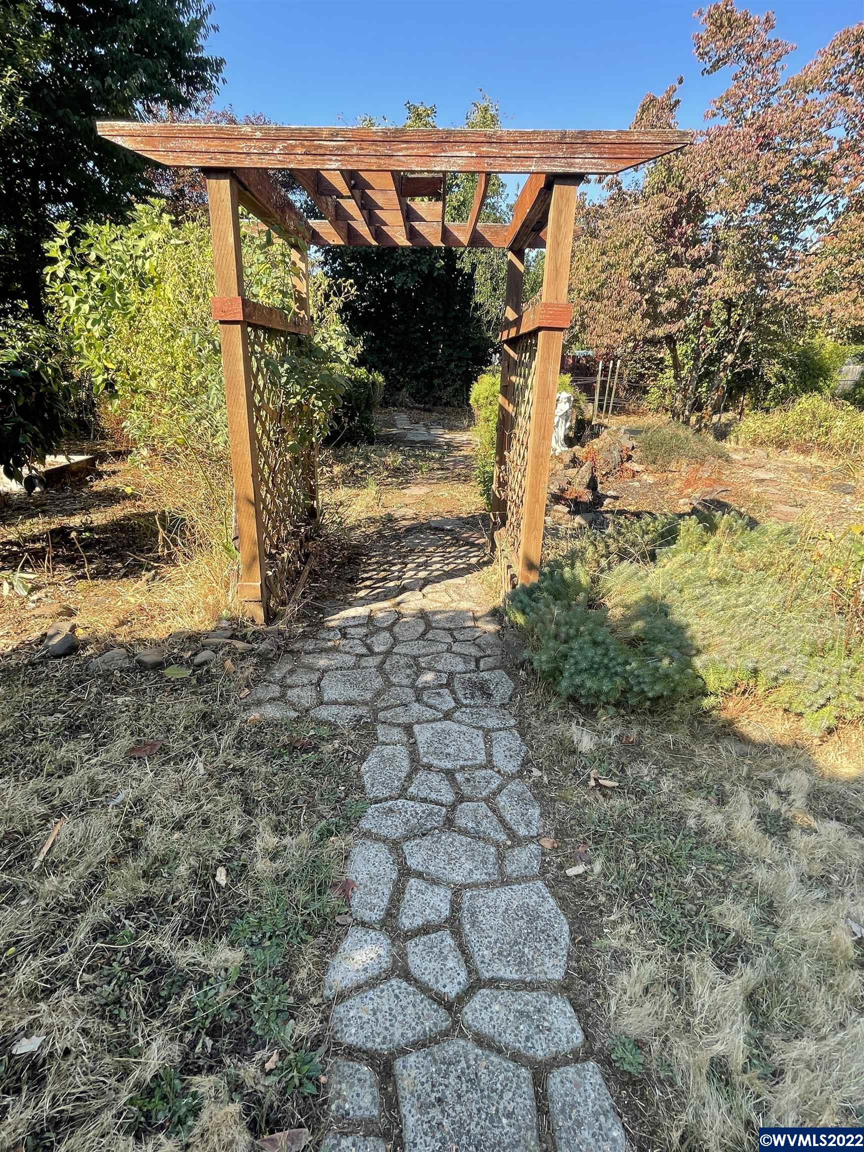 1309 Southwest Church Street Dallas, OR 97338 - Photo 29 of 40 Gallery Image 29
